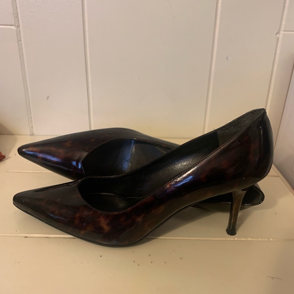 New Stuart Weitzman Tortoise Shell Patent Leather… - image 5